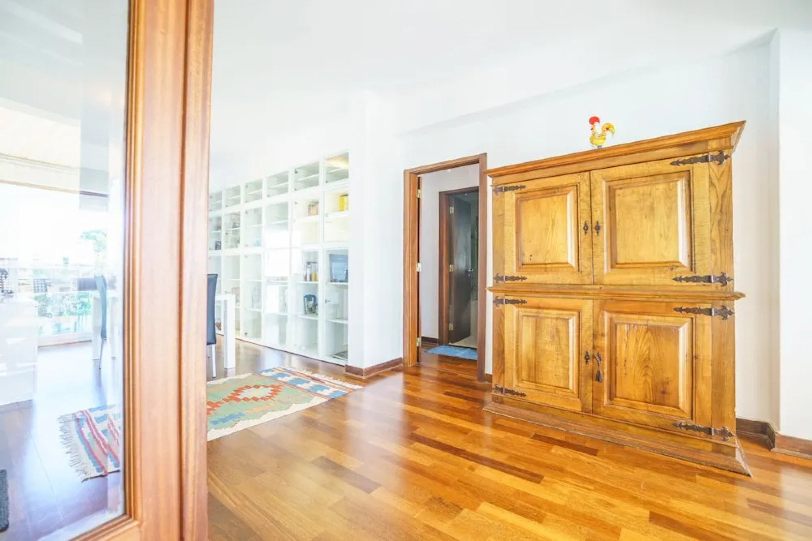 Seafront Condo & Big Terrace