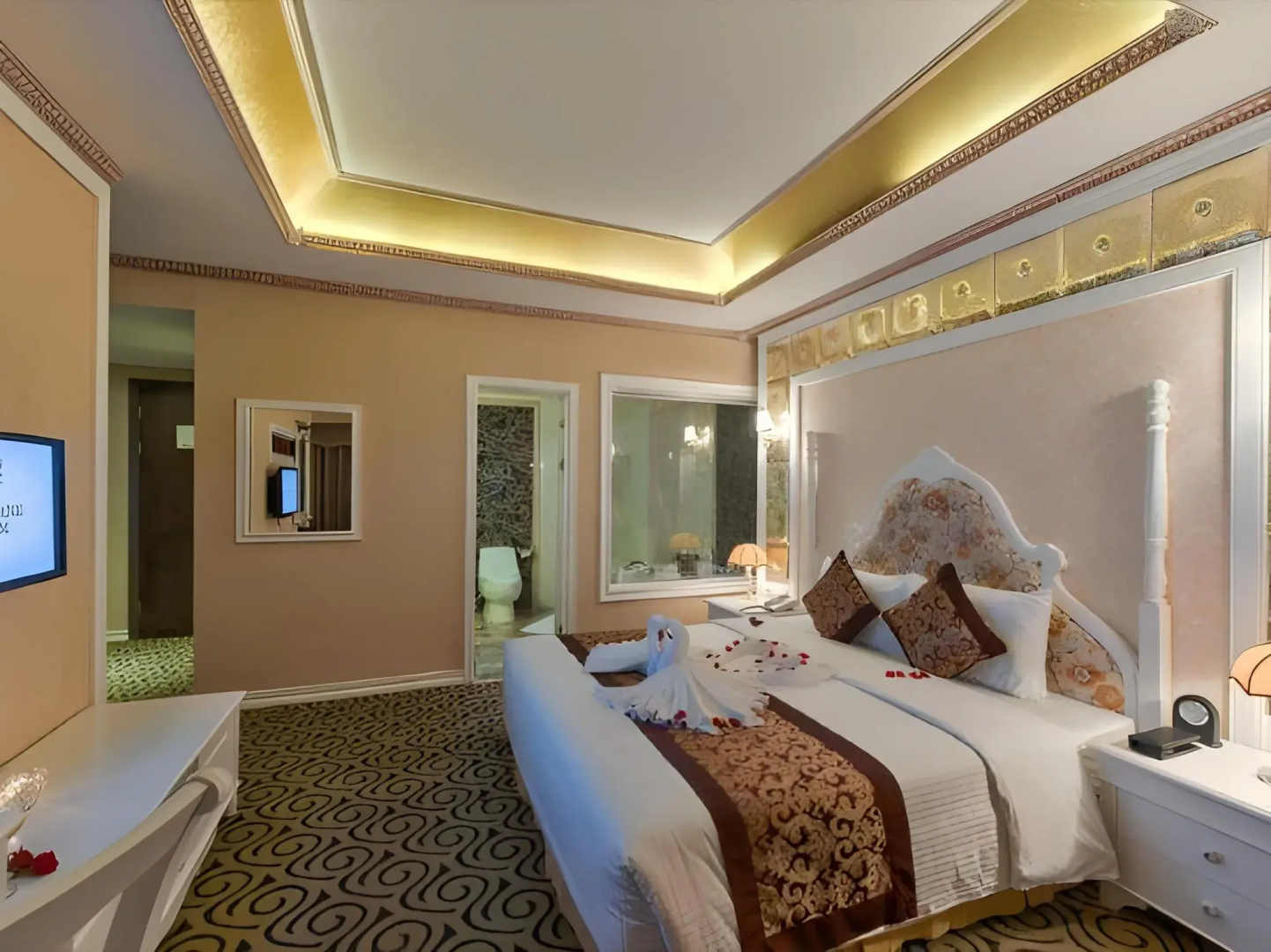 Muong Thanh Song Lam Hotel
