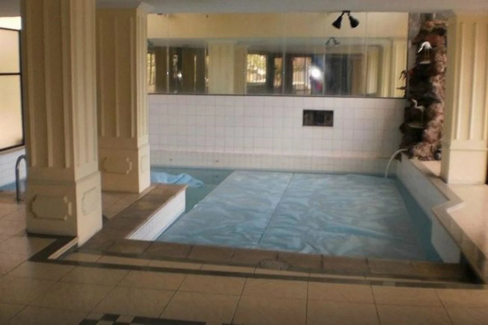 Stanford Suites Hotel