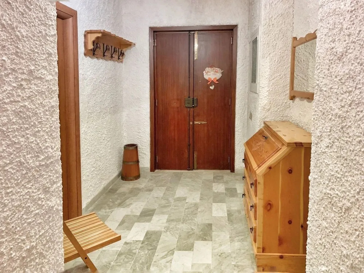 Casa Alba by holidayngo