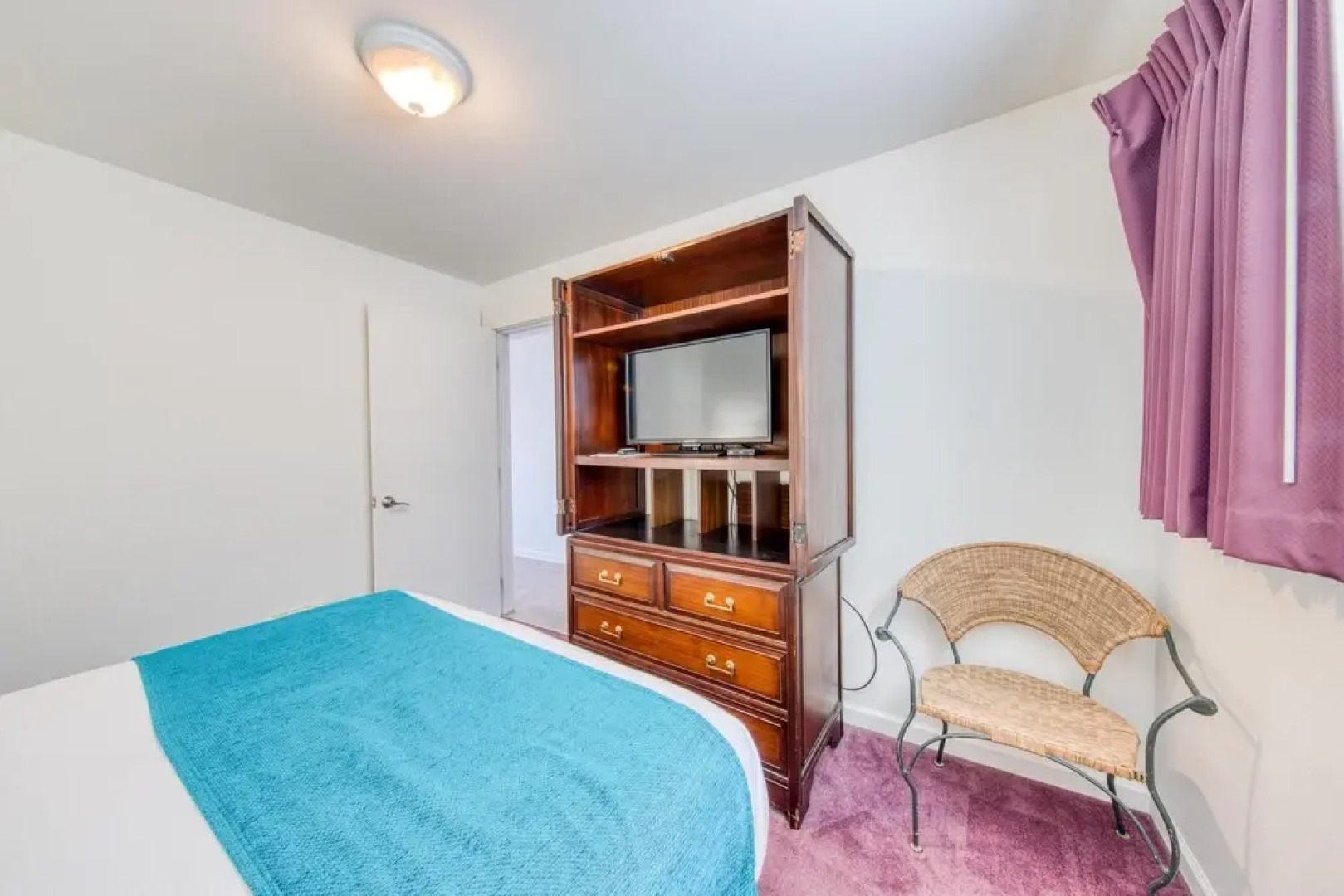 Seahorse Oceanfront Lodge