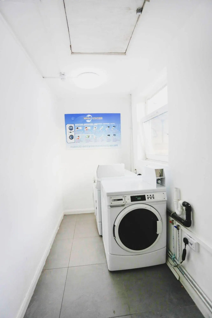 Via Limehouse - Hostel