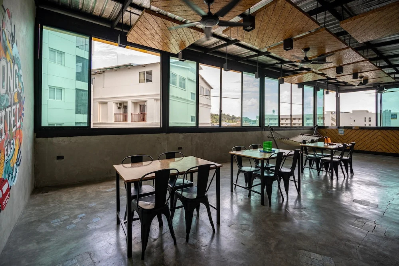 Patong Poshtel - Adults Only - Hostel