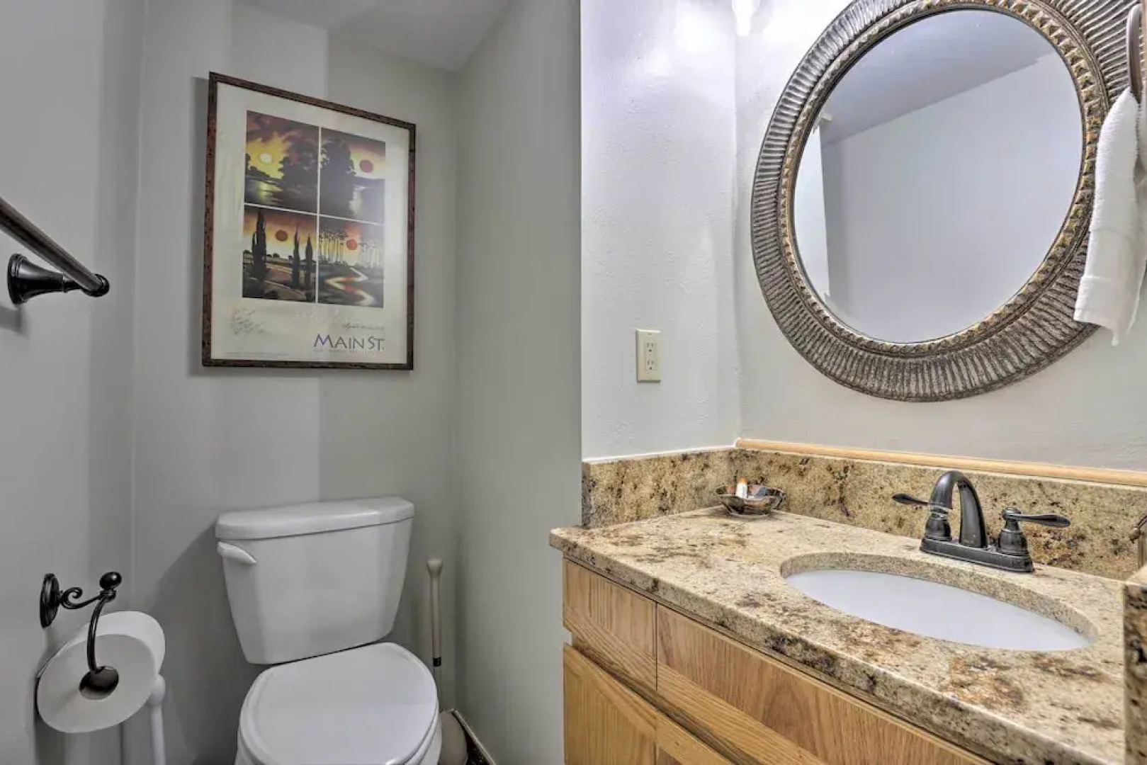 Creekside Frisco Condo w/ Views & Pool Access!