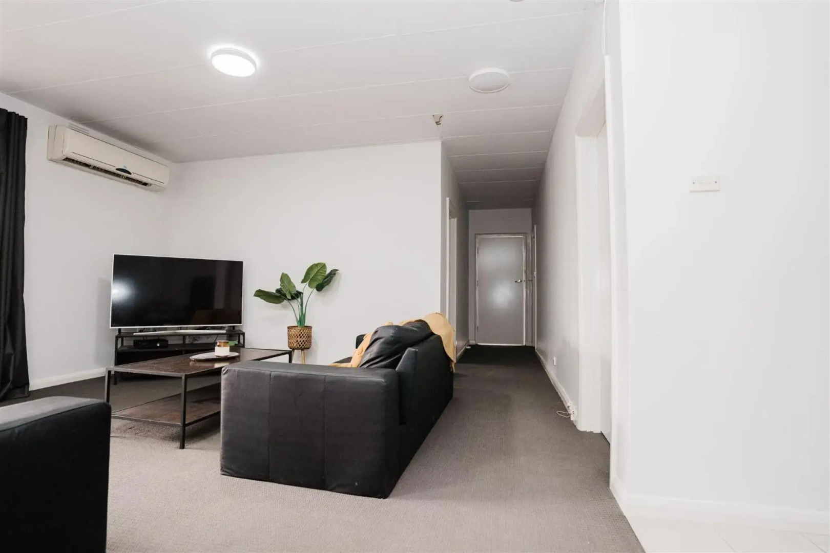 Hurley's Bar & Bistro