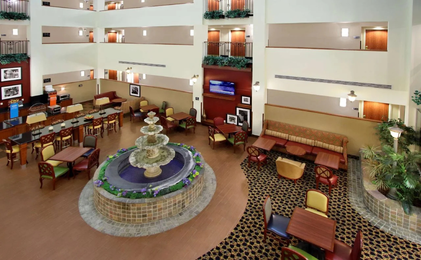 Hampton Inn & Suites Rockville Centre