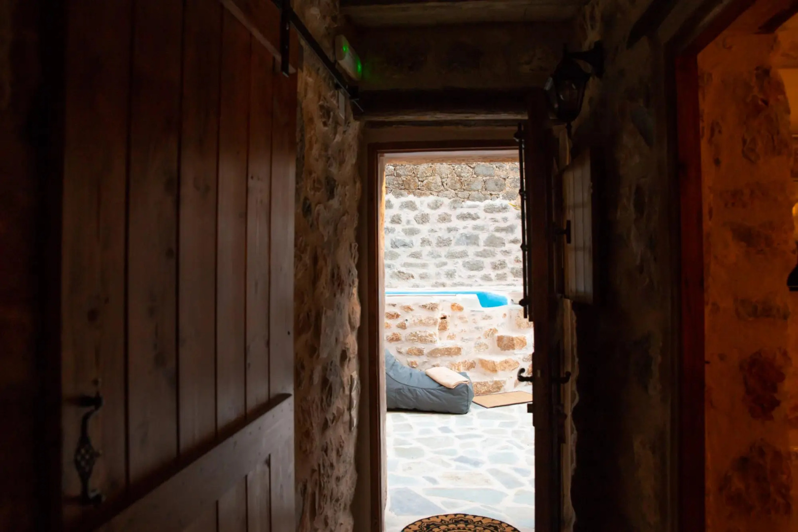 Dandy Villas Tower House Built in 17th Century Pool