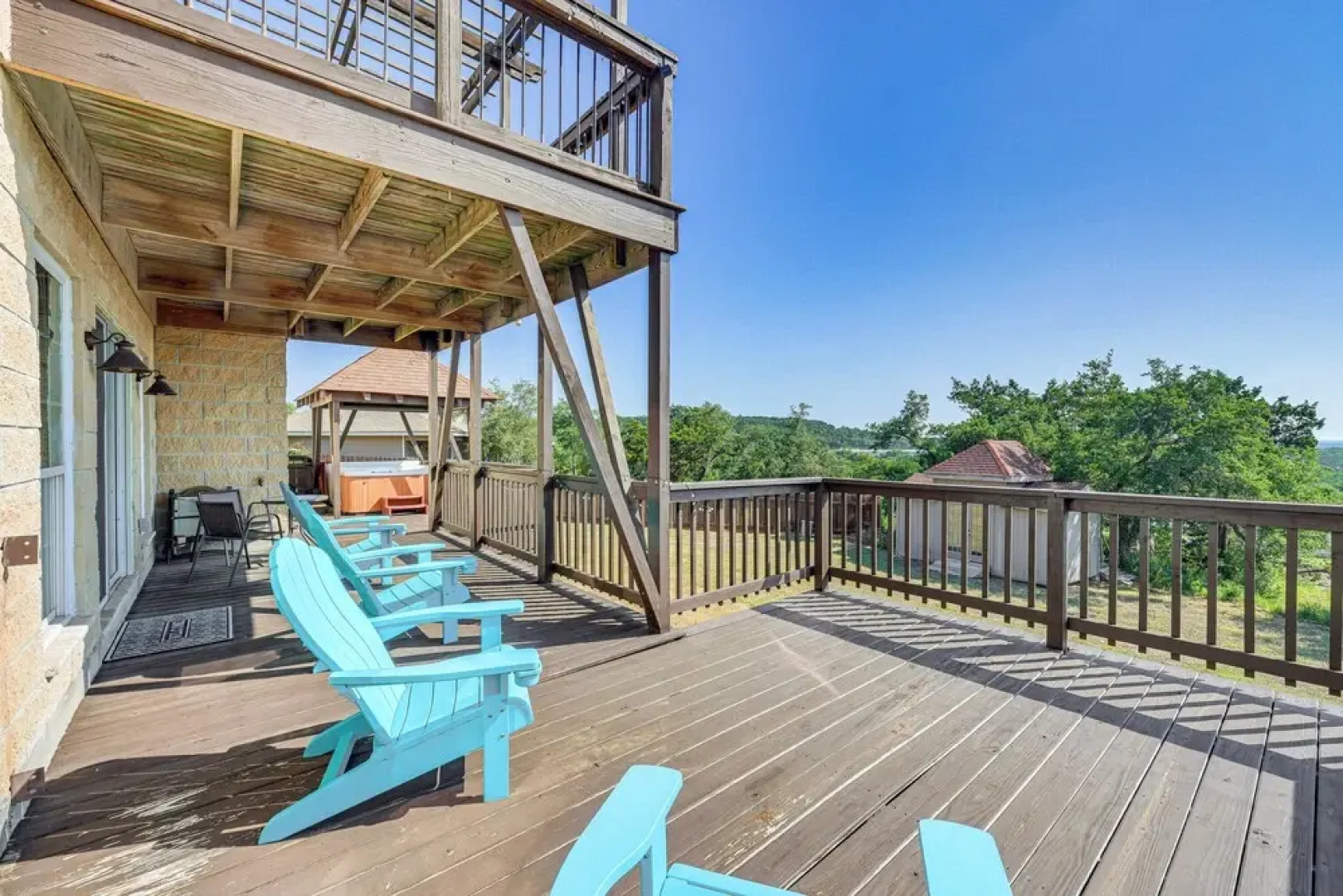 Family-friendly Fischer Home w/ Private Hot Tub!