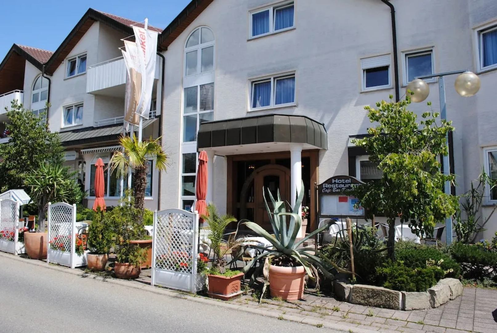 HotelRestaurant Walker