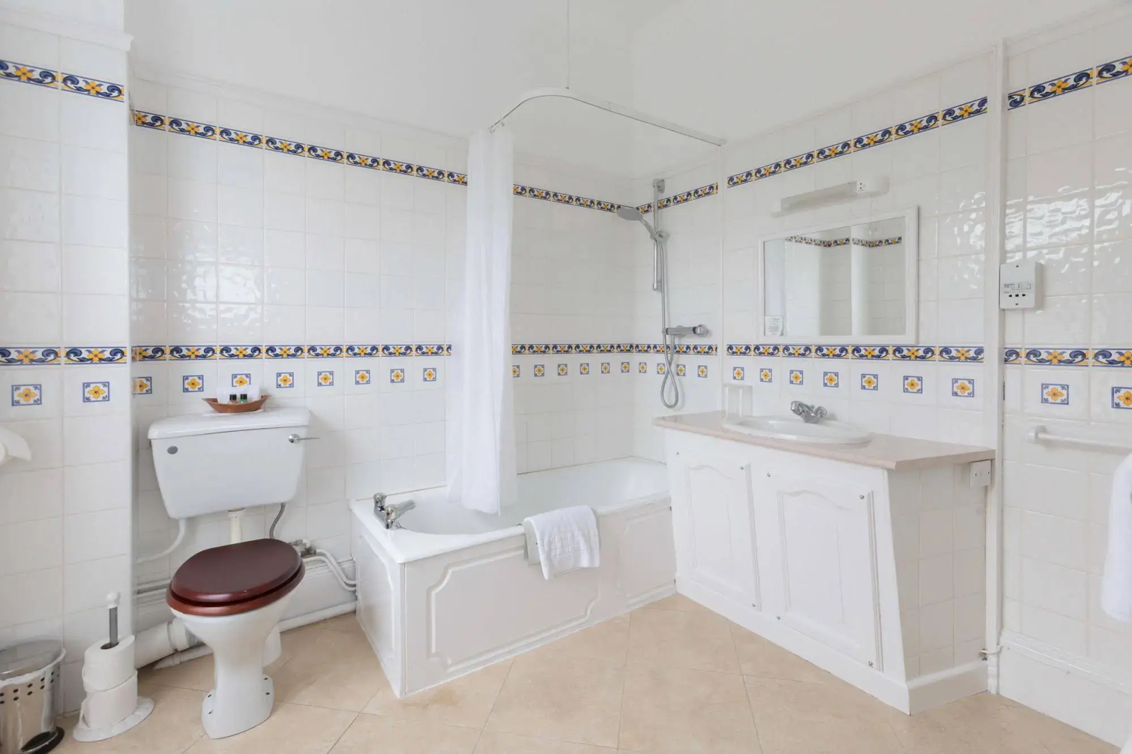 La Collinette Hotel, Cottages & Apartments