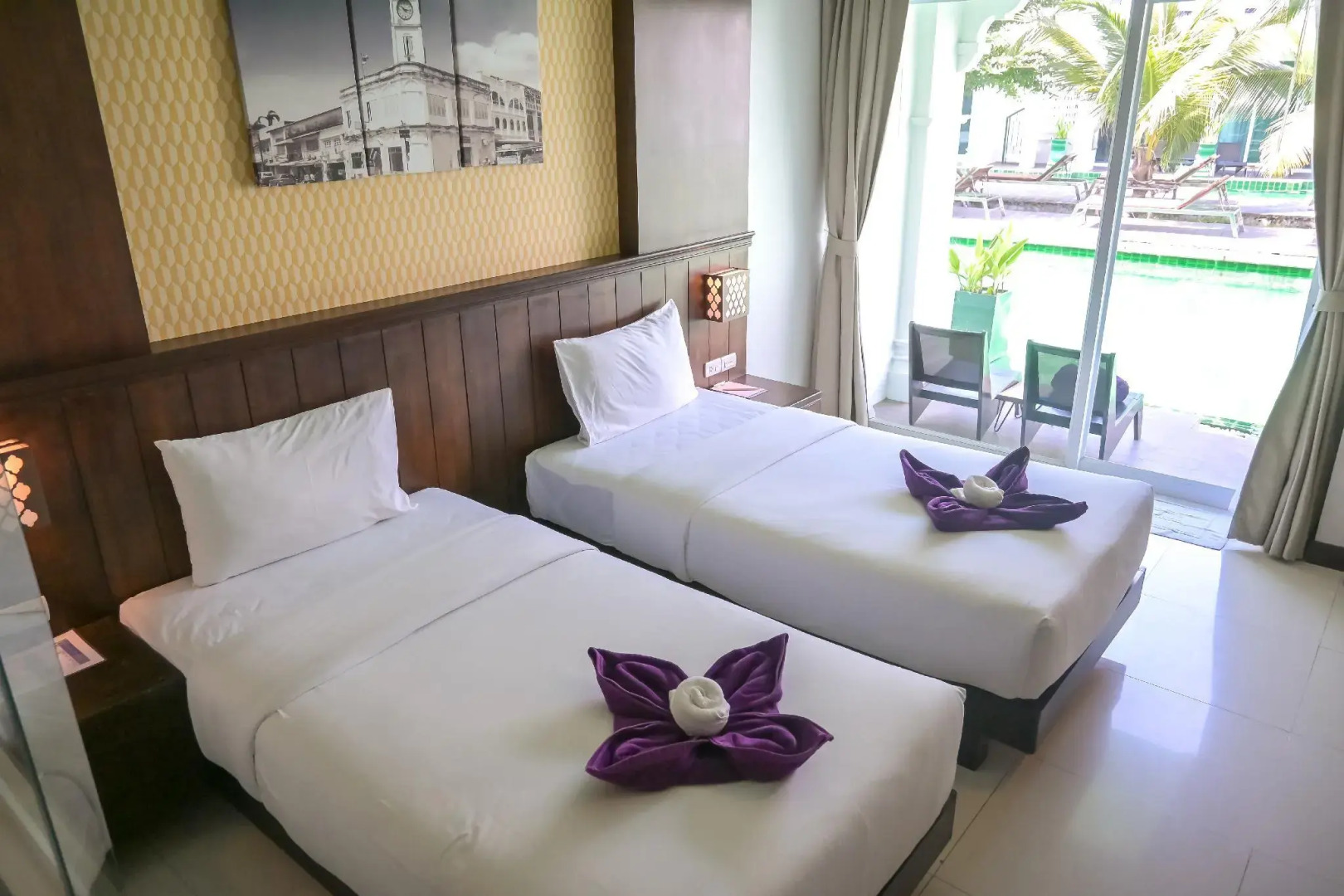 Supicha pool access hotel