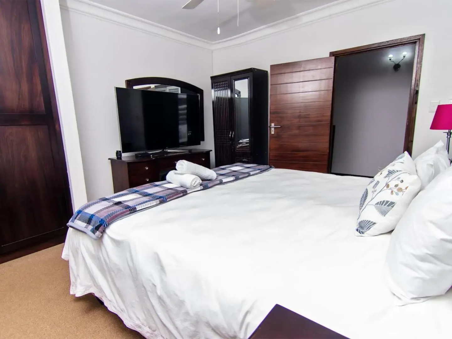 Royal Guesthouse