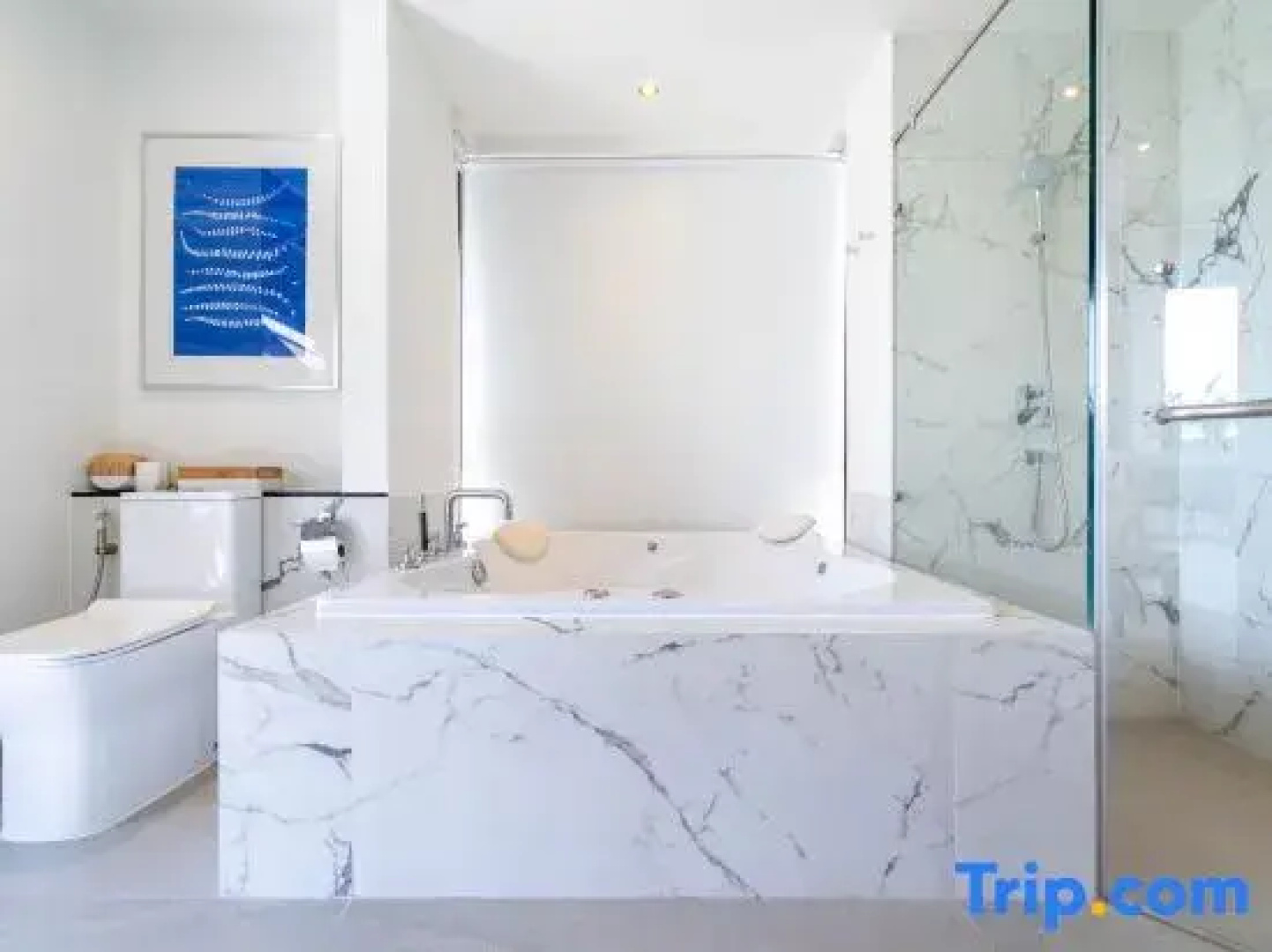 Phuket Seaview with Pool and Rooftop 4 Bedroom Skyvilla
