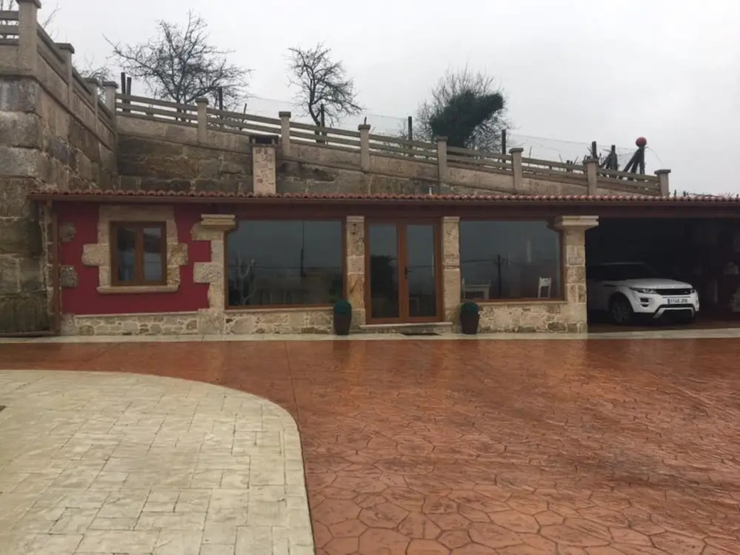 104093 -  House in A Estrada