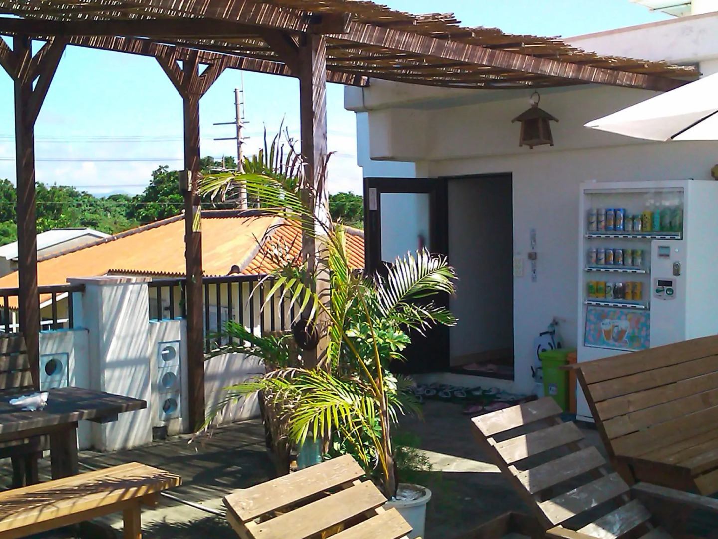 Shiraho Friends House