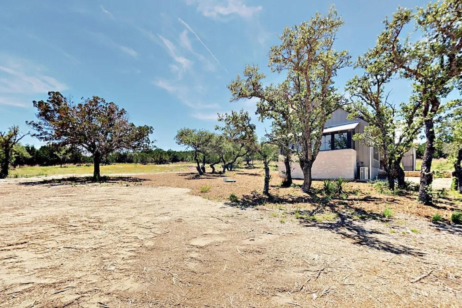 Hill Country Home - 3 Br home by RedAwning