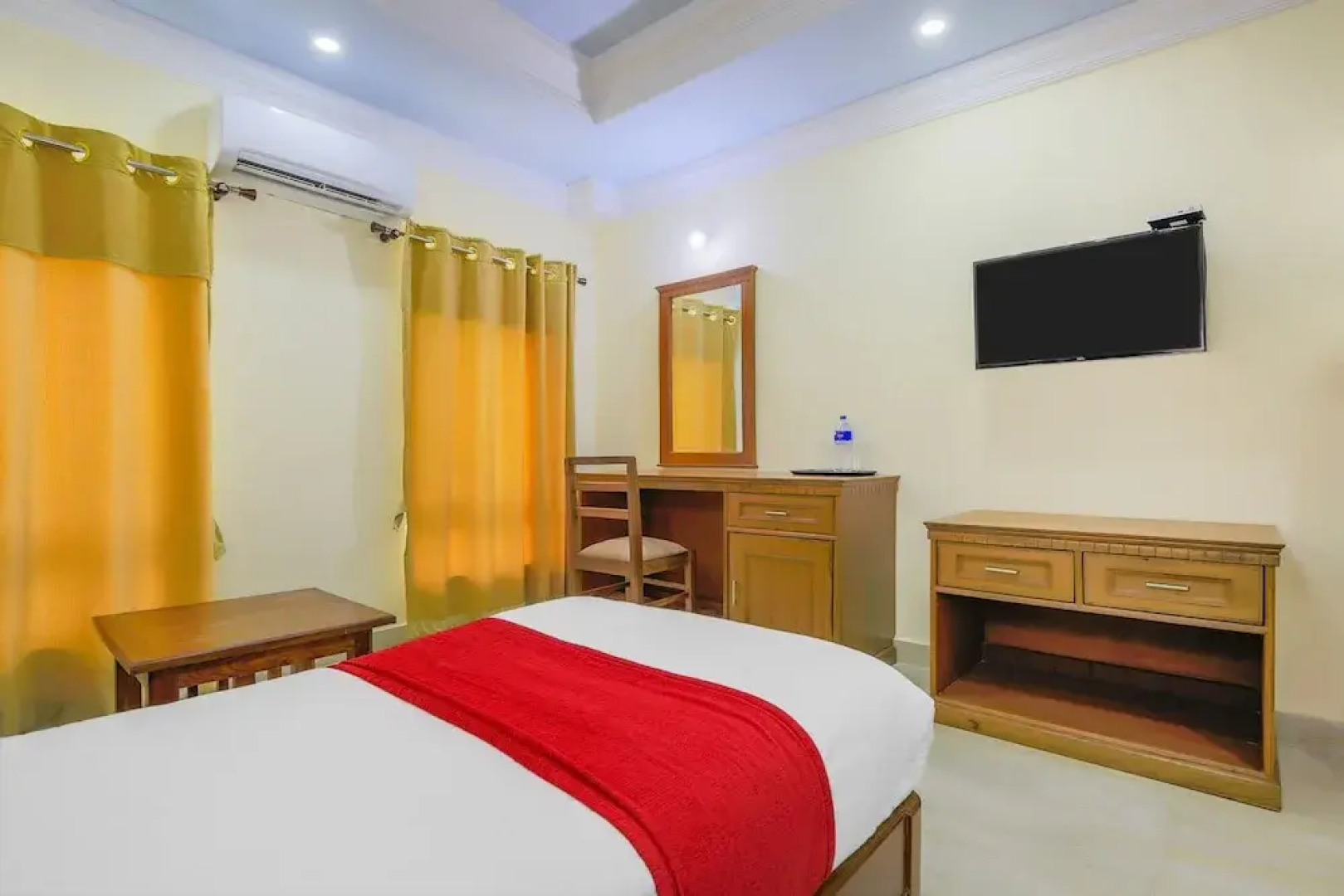 OYO 417 Hotel Lacoul Inn