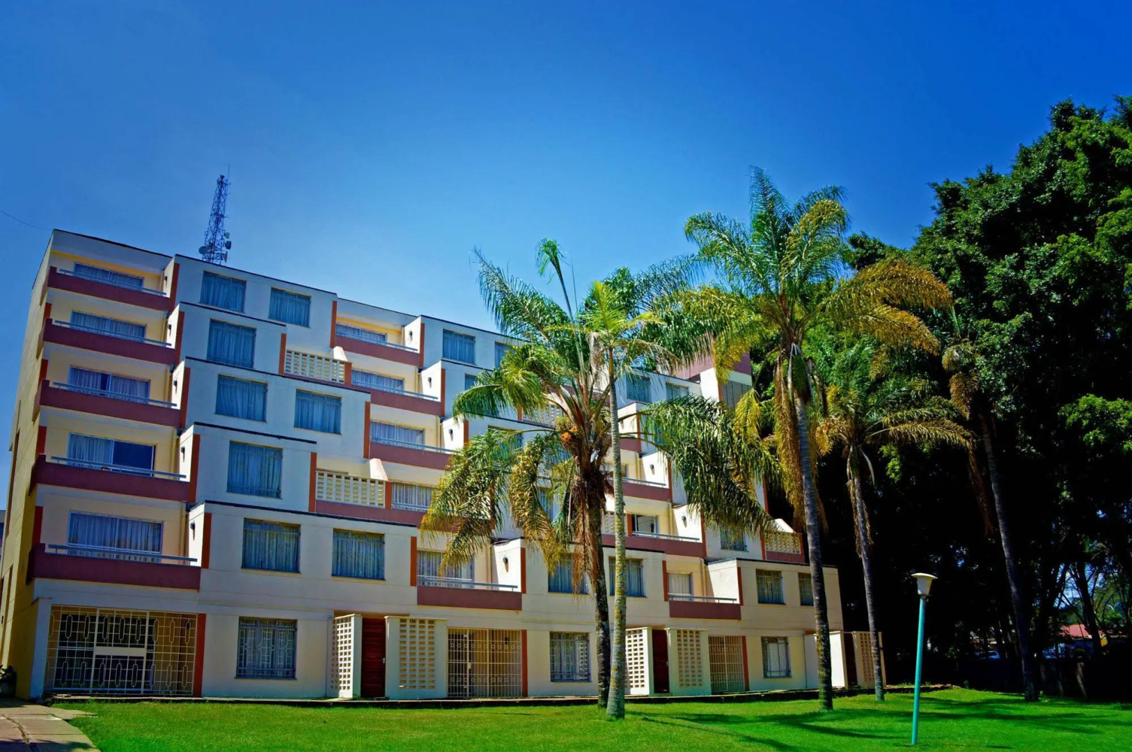 Norfolk Towers Apartment