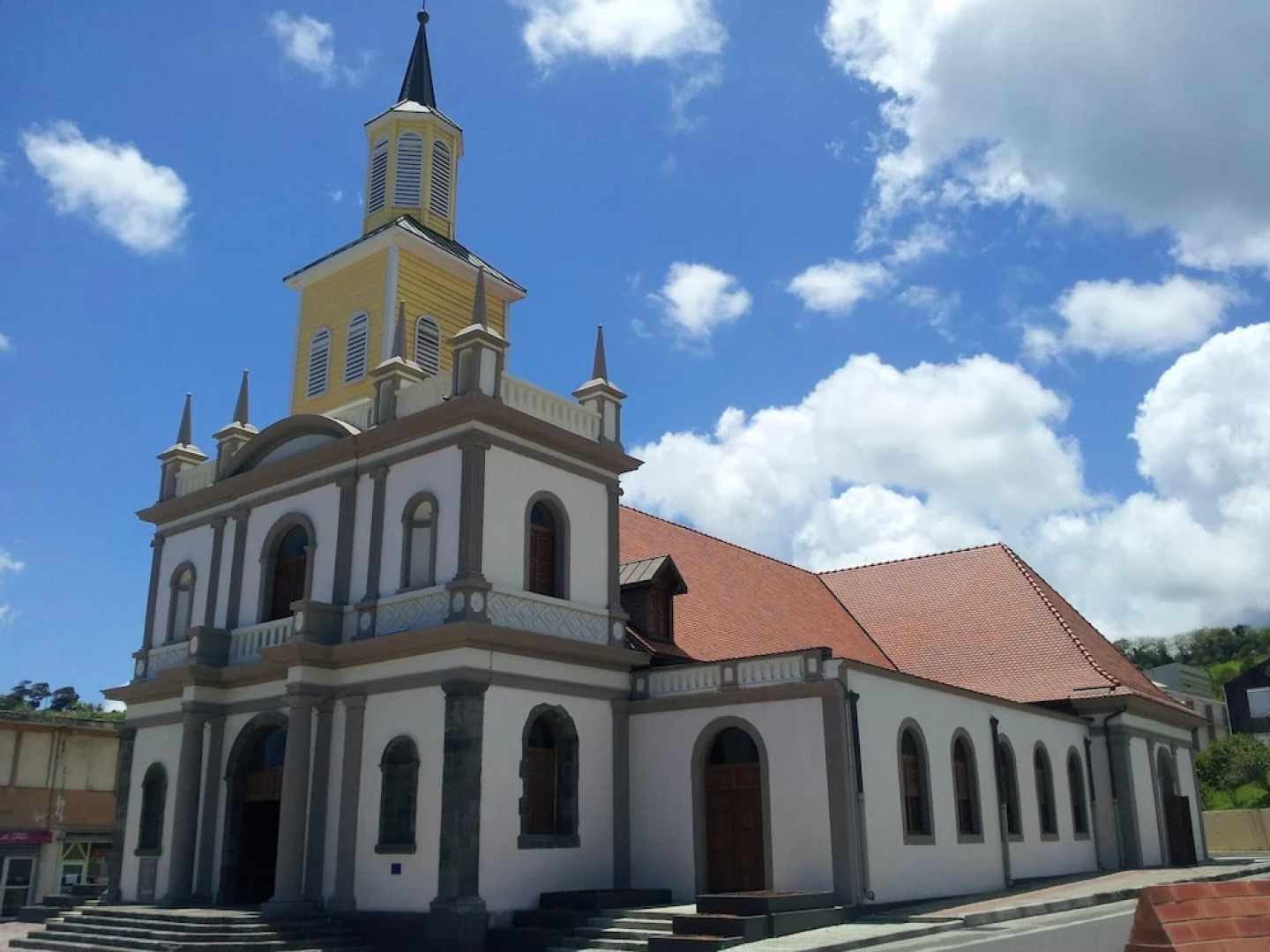 House With 2 Bedrooms in Le Lorrain, With Furnished Garden