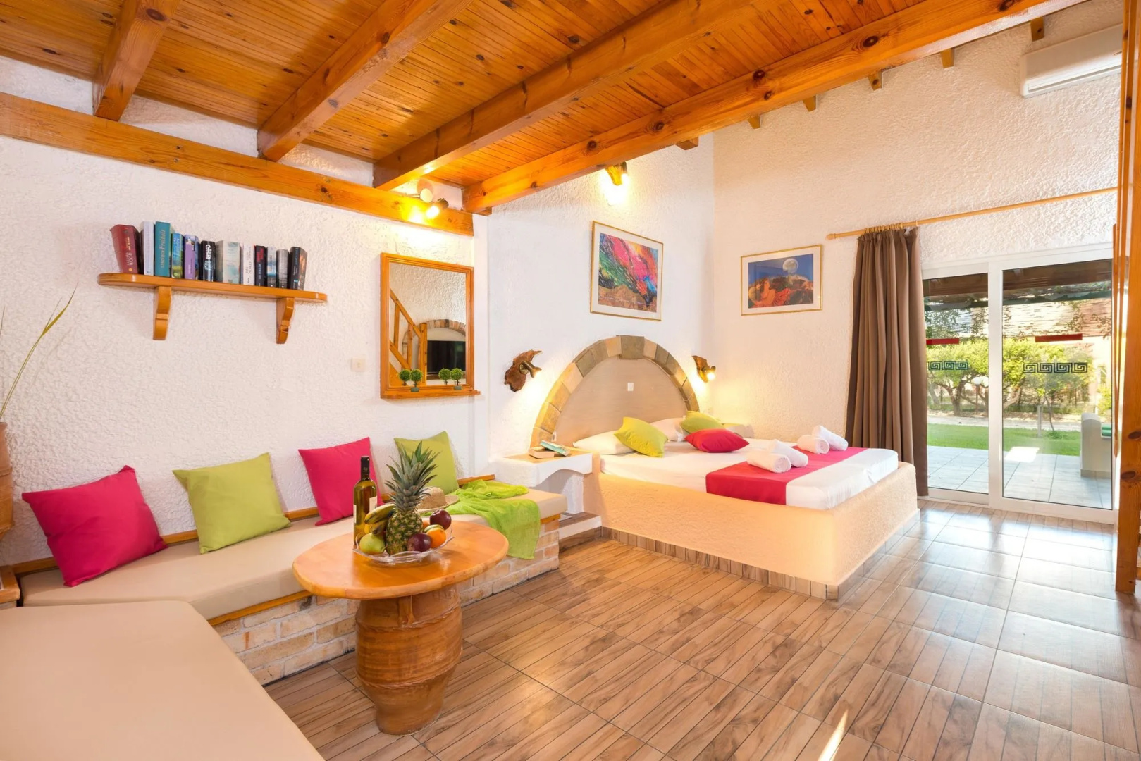 Elefteria Apartments