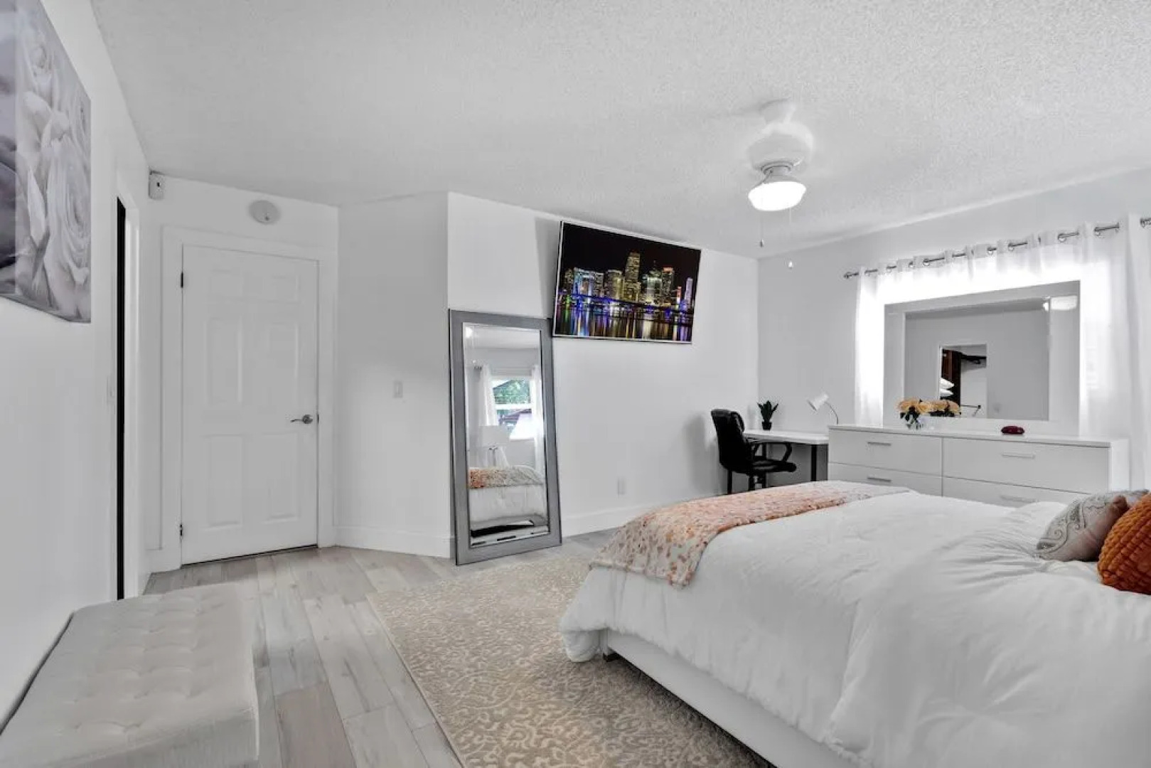 Deluxe 4BD Villa Paraiso W Heated Pool