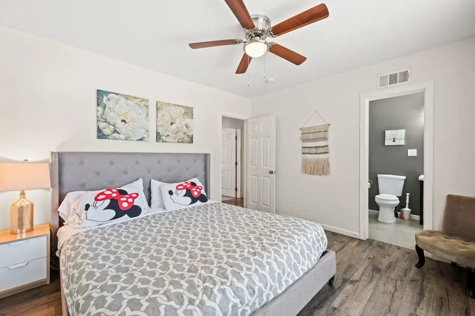 Spacious Family Friendly House in Central Location