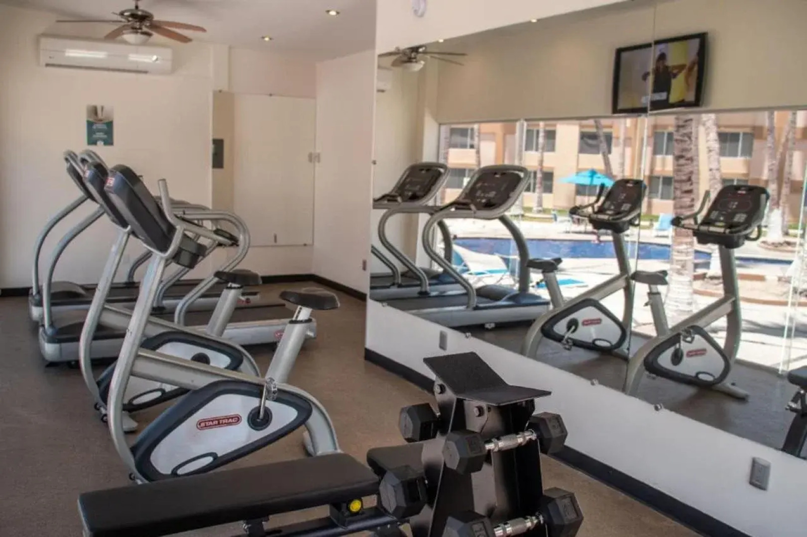 Araiza Palmira Hotel