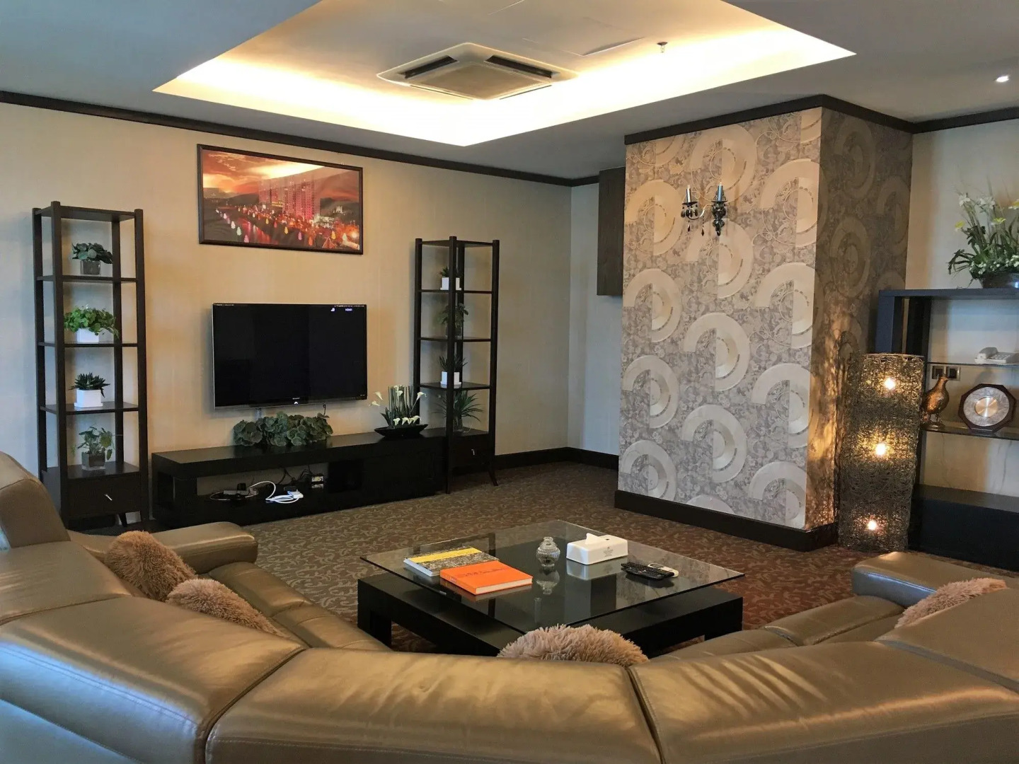 Kinta Riverfront Hotel & Suites