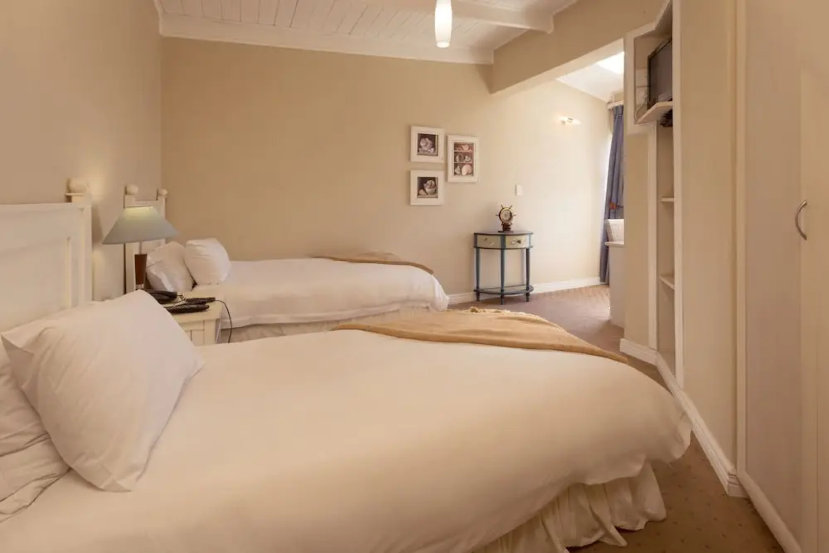 Protea Hotel Burning Shore