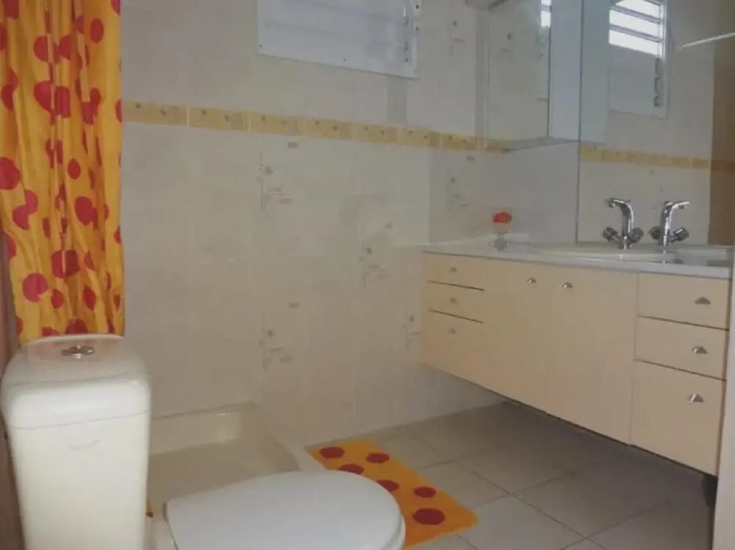 House With 3 Bedrooms In Port Louis With Enclosed Garden And Wifi