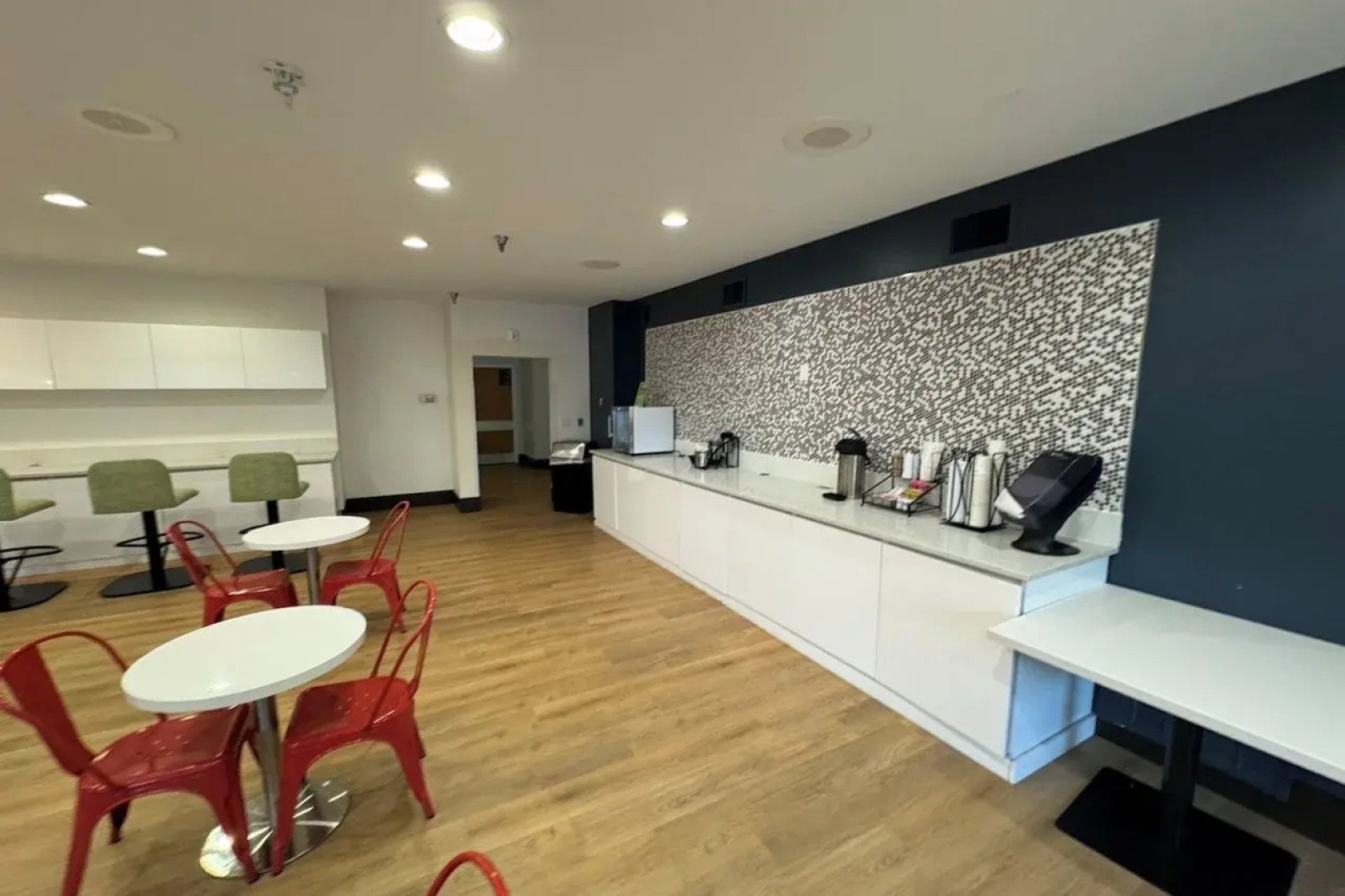 Extended Stay America Premier Suites - Portland - North