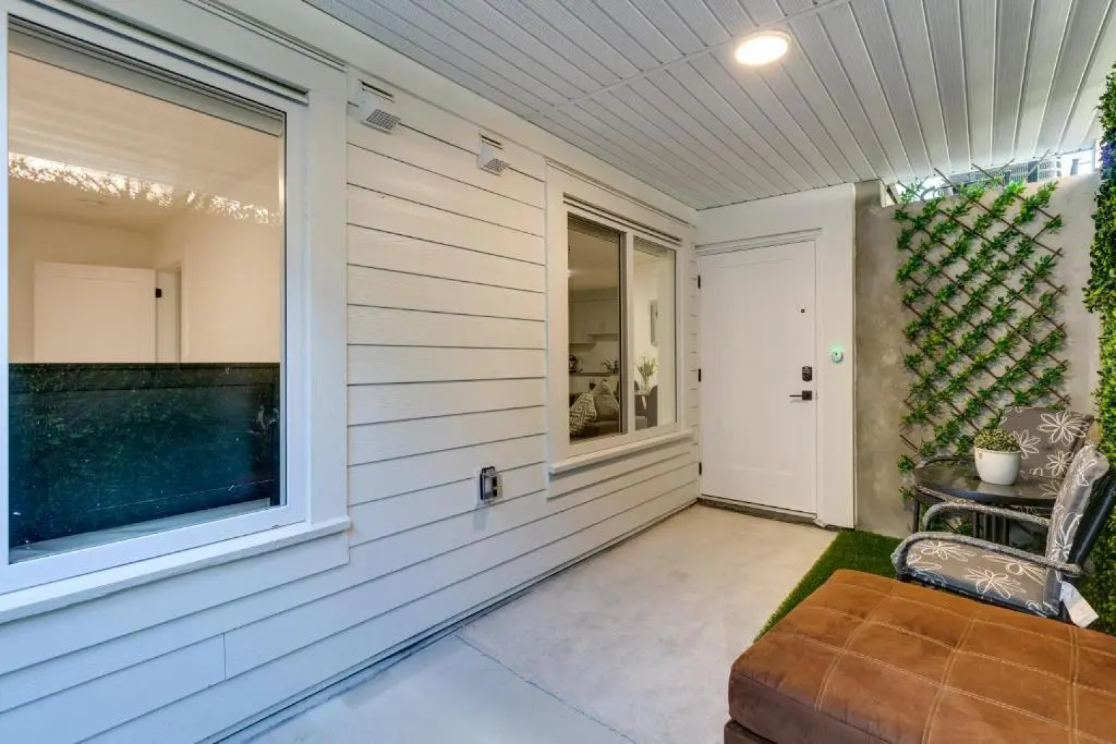 Guest suite in South Surrey