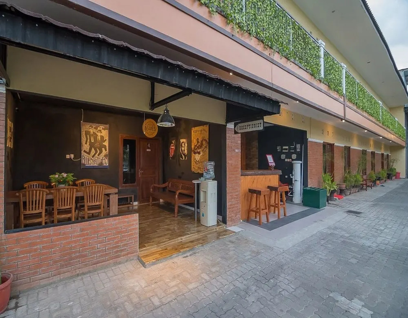 RedDoorz near Desa Wisata Kasongan