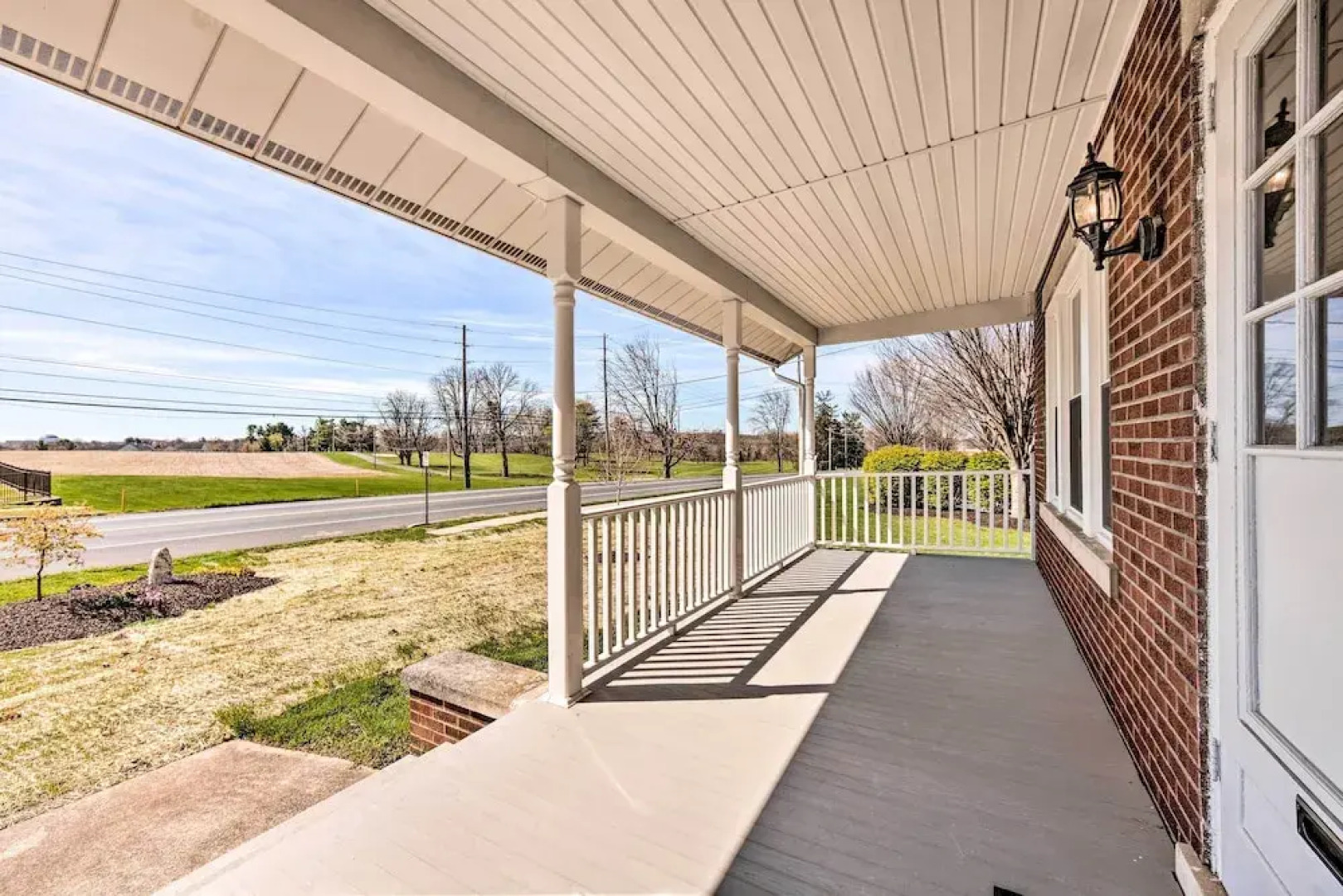 Home 2 Mi to Hersheypark: Work & Play!