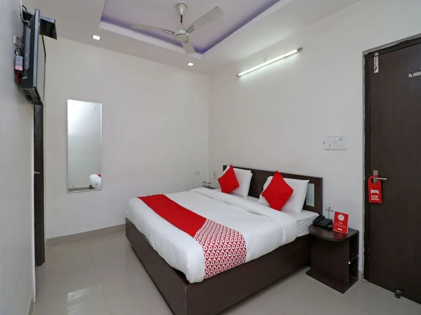 OYO 6137 Hotel Star