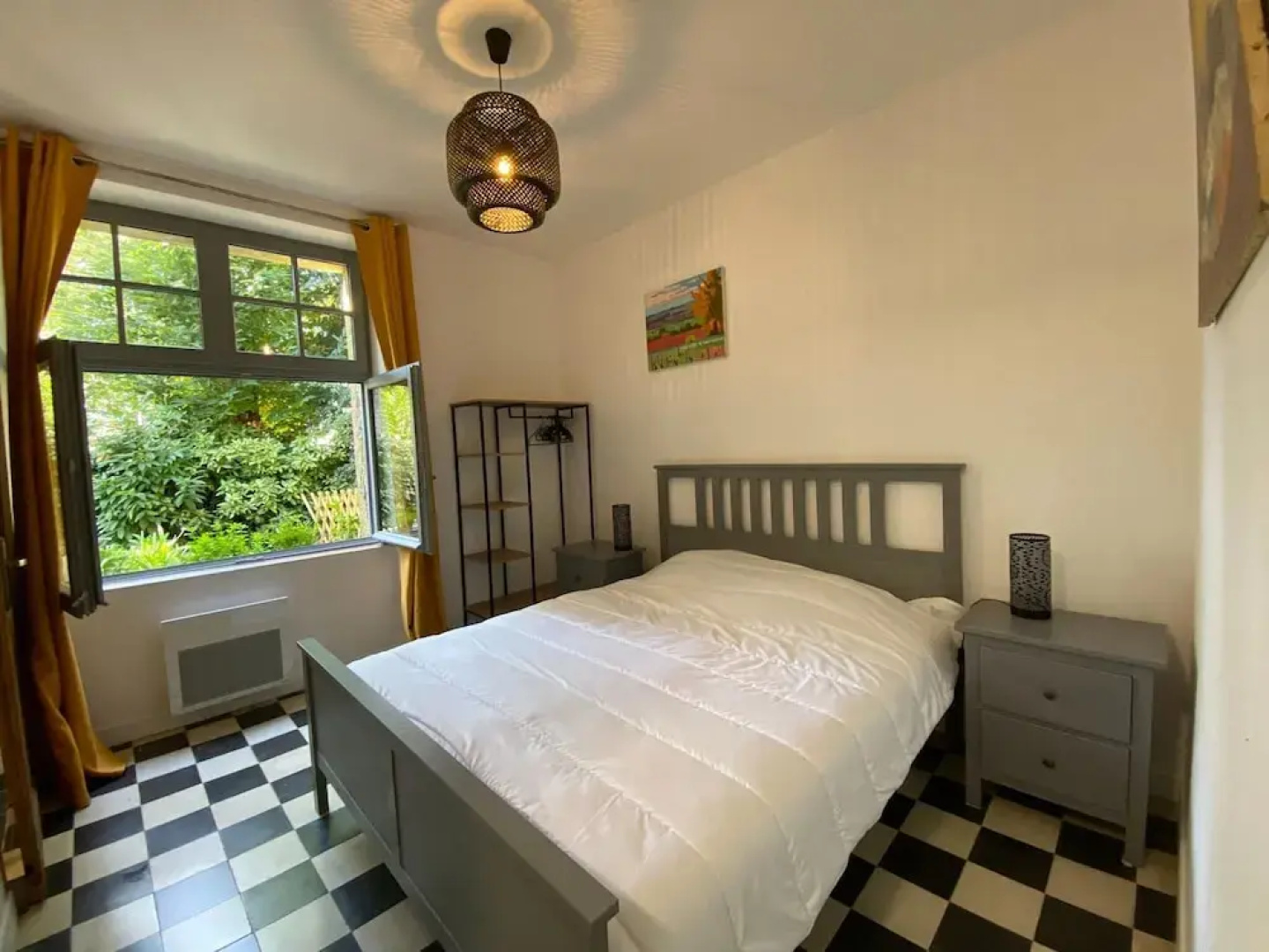 Holiday Home in Kerfany Near Beaches & Trails