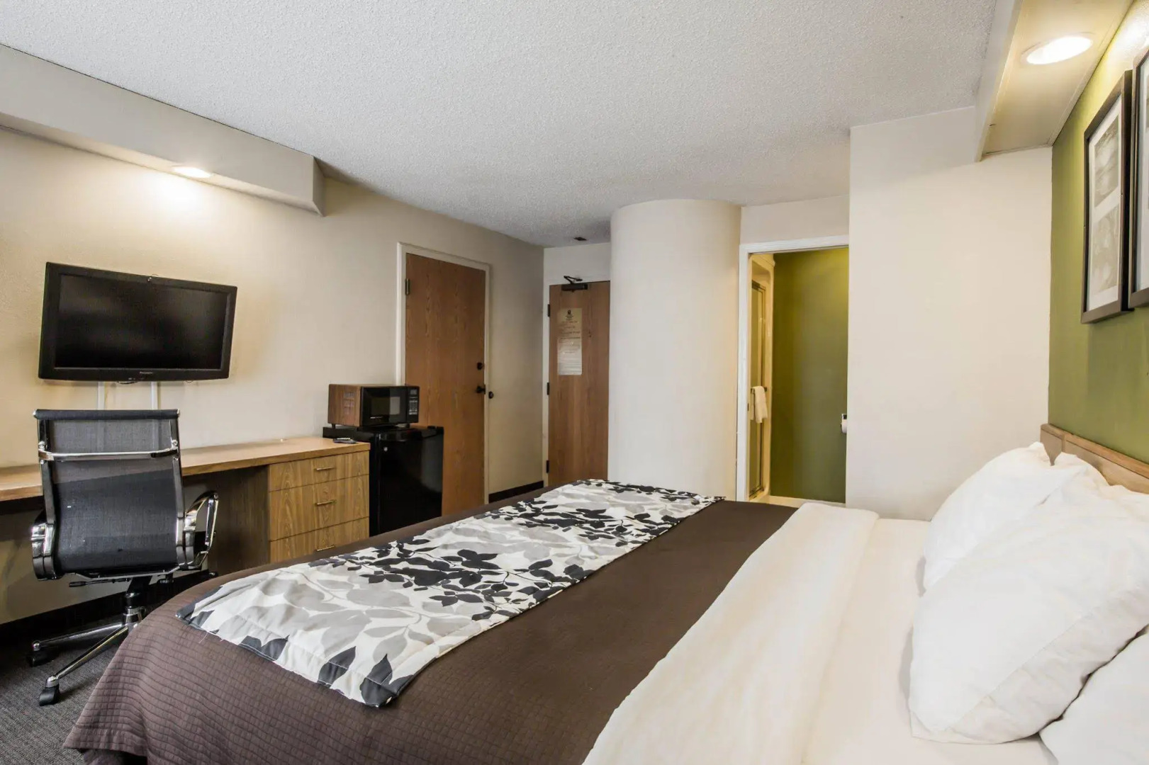 Rodeway Inn Austell Six Flags