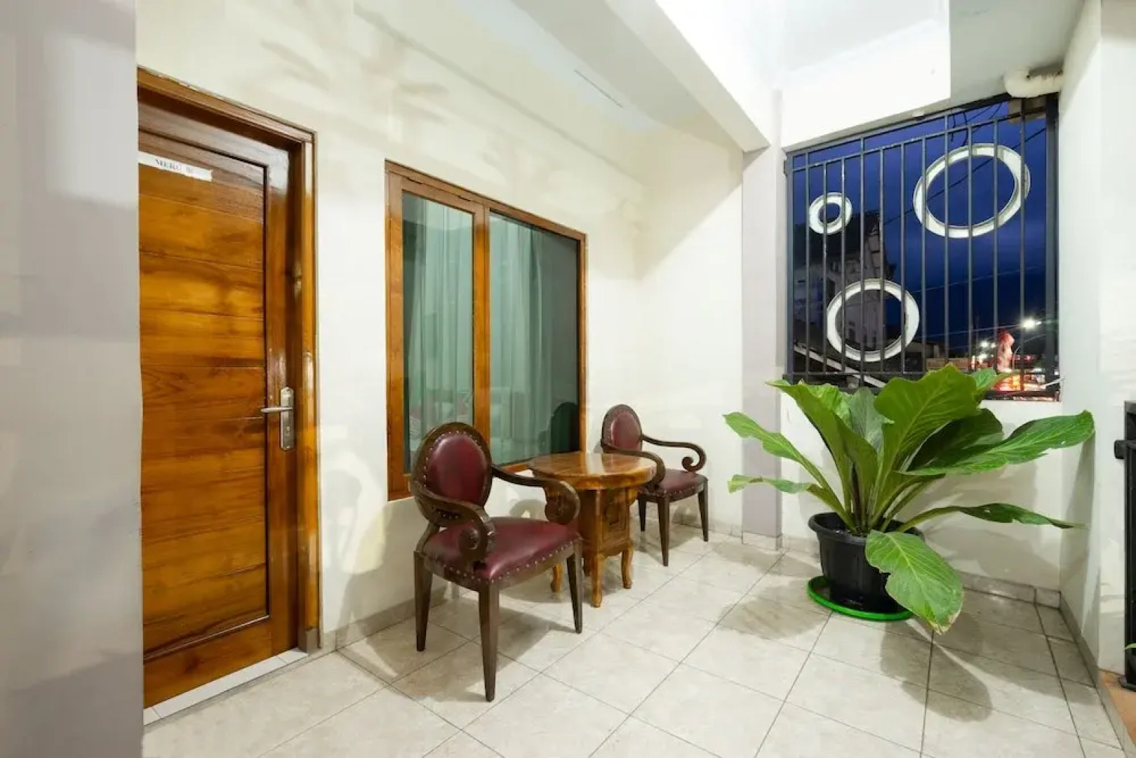 OYO 1885 Wisma Wongso Syariah