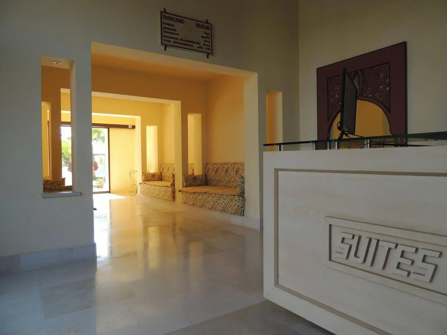 Suites hotel les charmilles & spa