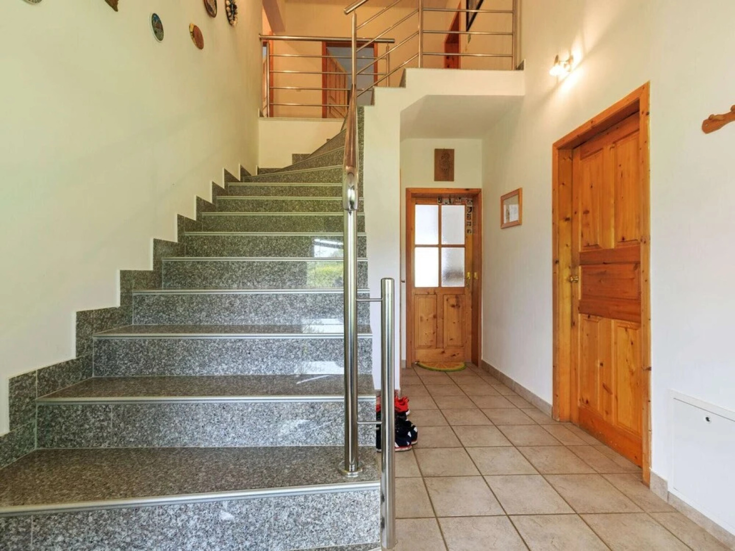 Cosy Apartment in Oto?ac With Balcony