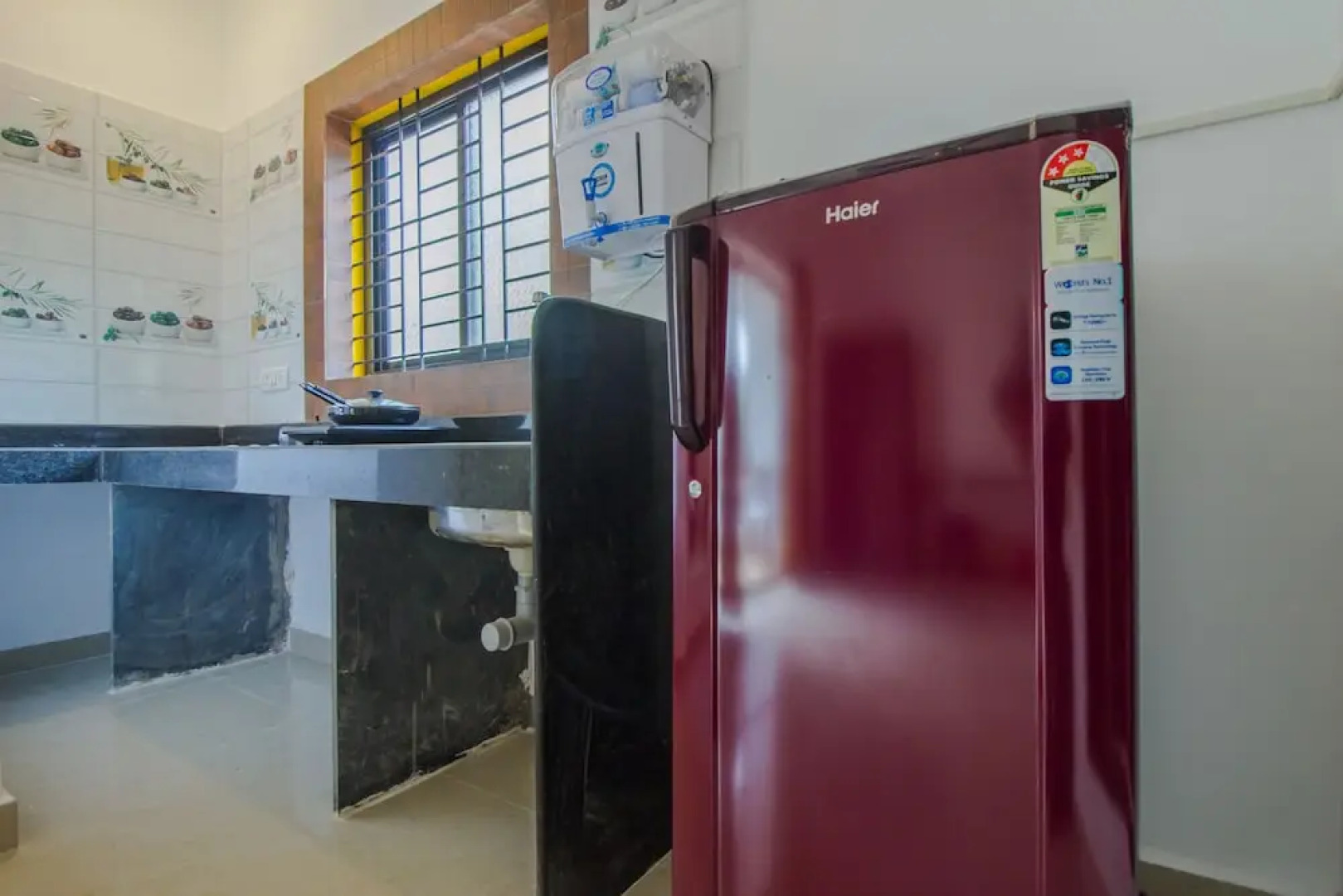 OYO 18414 Home Cosy Studio Saligao Circle