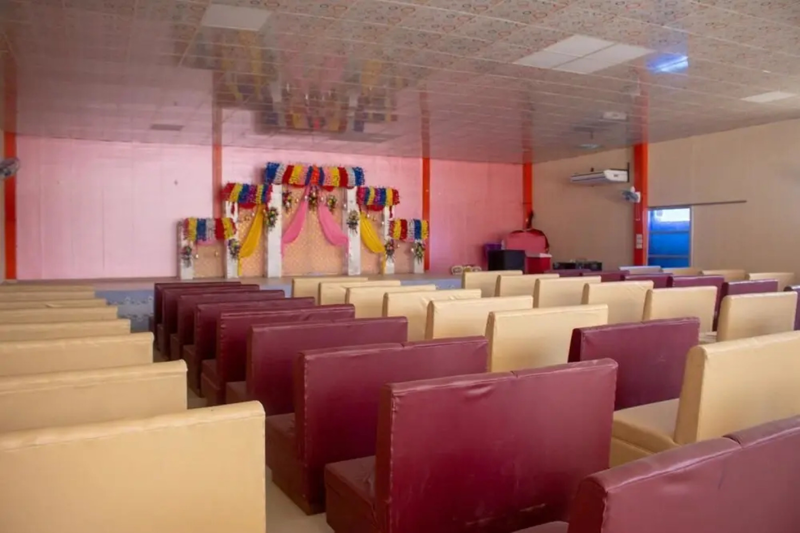 OYO 427 Annapurna Banquet