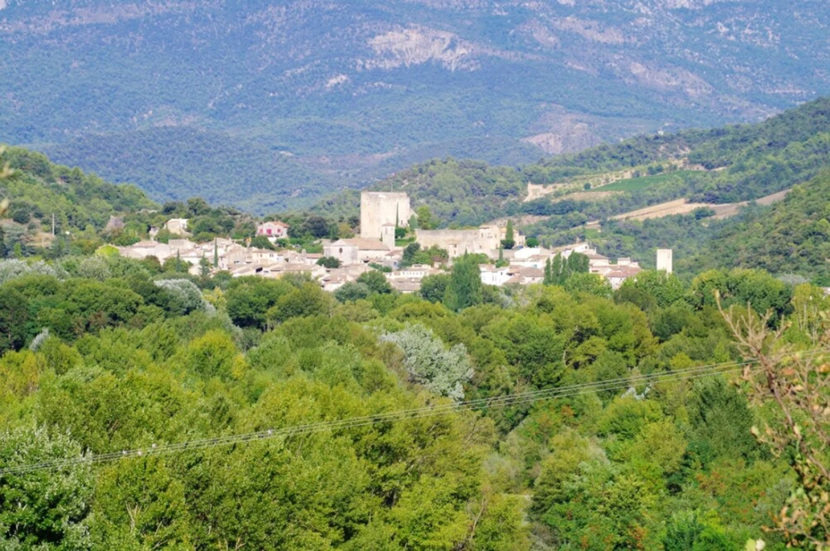 Villa with 3 Bedrooms in Mollans-Sur-Ouvèze, with Wonderful Mountain View, Private Pool, Enclosed Garden