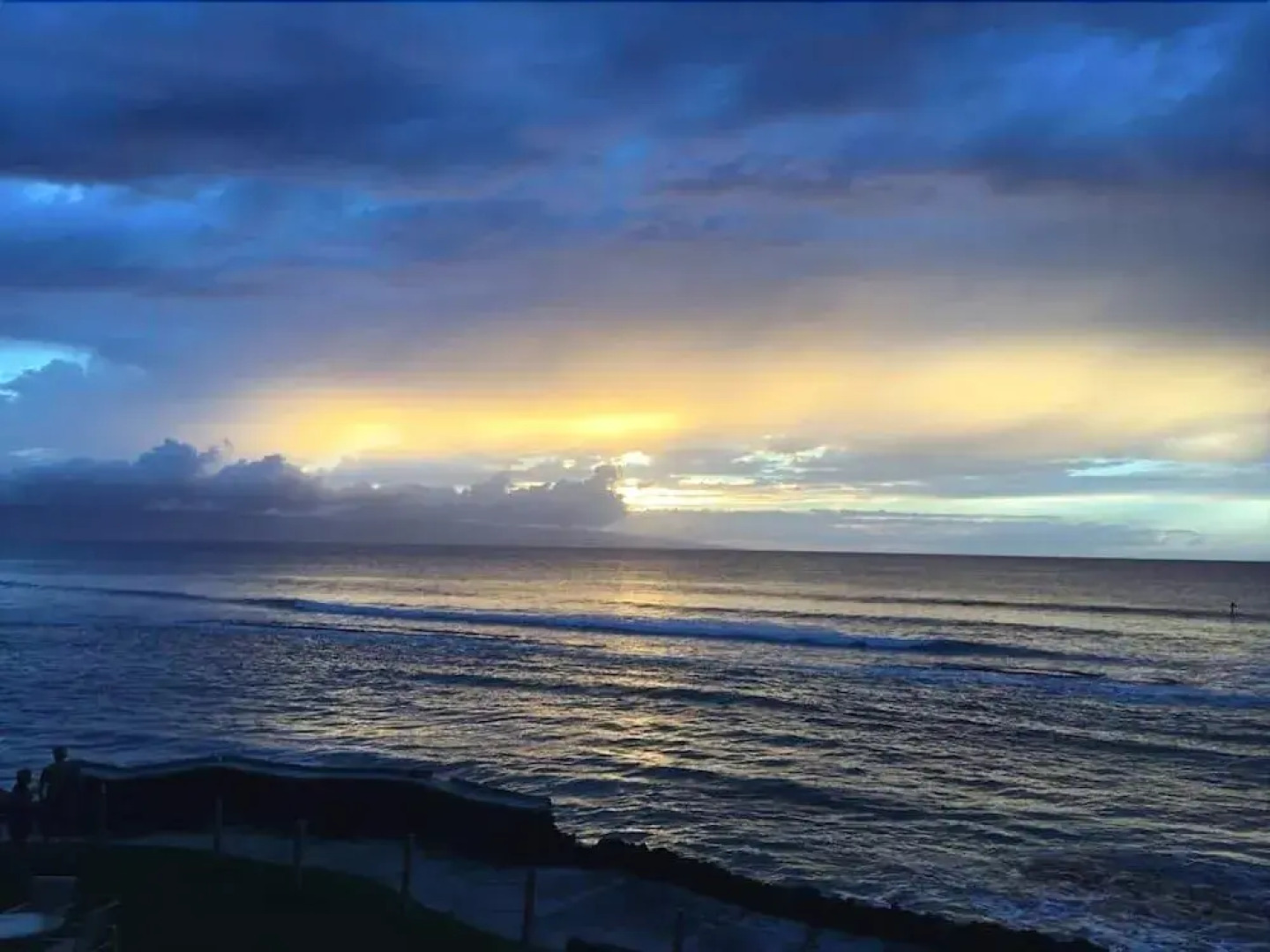 Kaleialoha #214 1 Bedroom 1 Bathroom Condo by Redawning