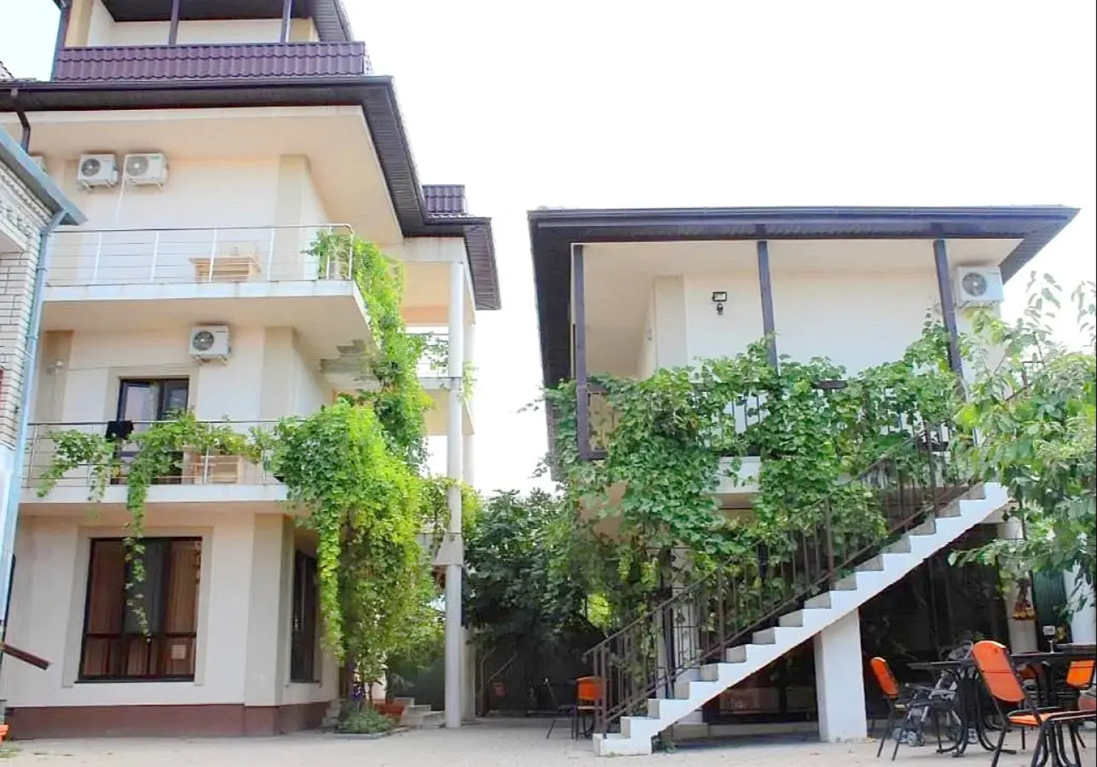 Vinograd Guest House