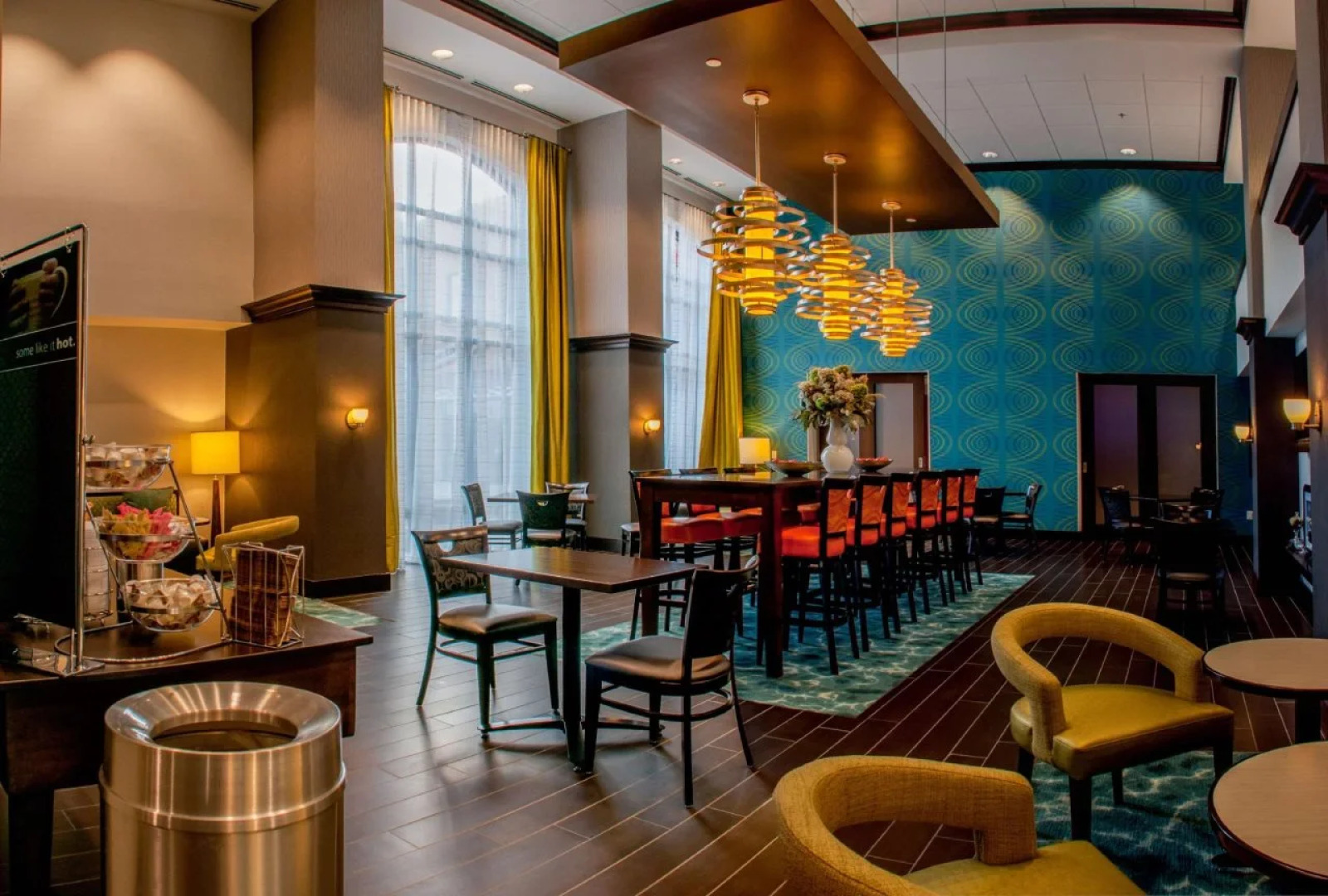 Hampton Inn & Suites Mishawaka/South Bend at Heritage Square