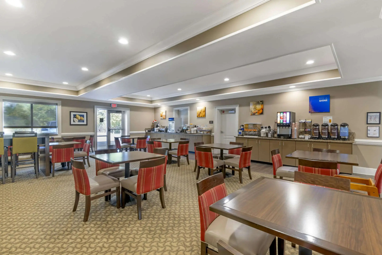 Comfort Inn & Suites