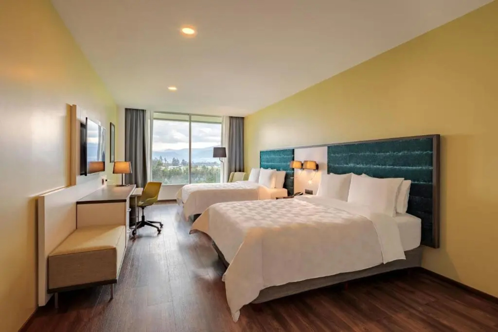 Holiday Inn Quito Airport