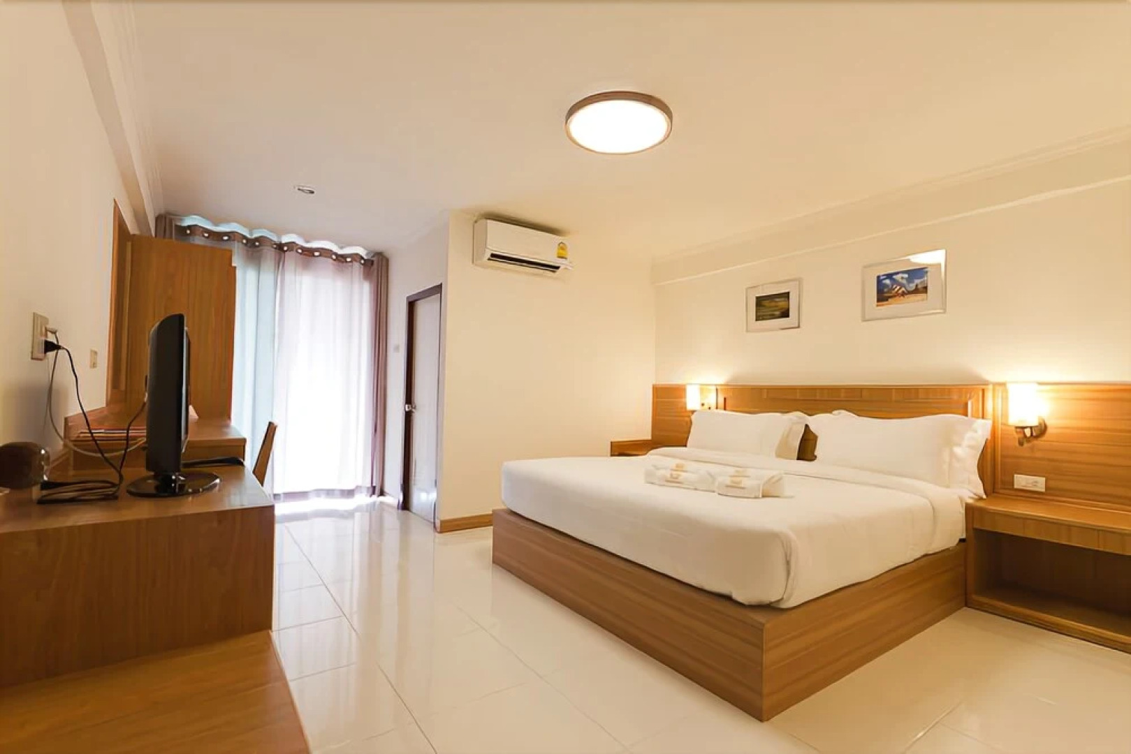 Muanmanee Boutique Hotel