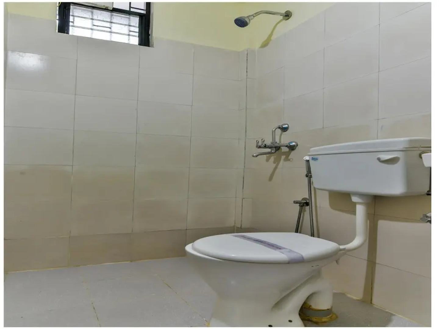 OYO 12889 Jovinho's Place